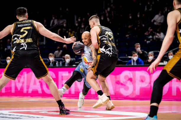 迷带来更多 迷带来更多