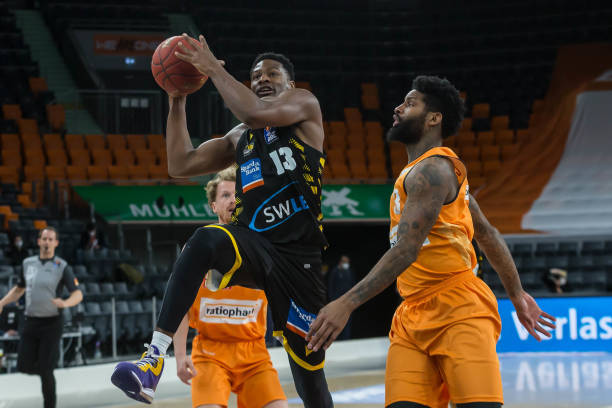 让比分一度 让比分一度