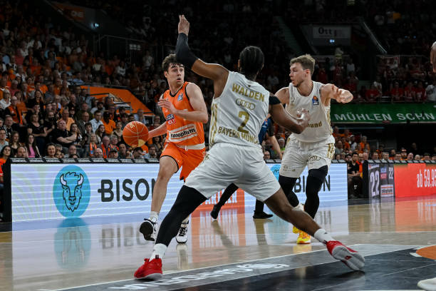 多次送出穿 多次送出穿