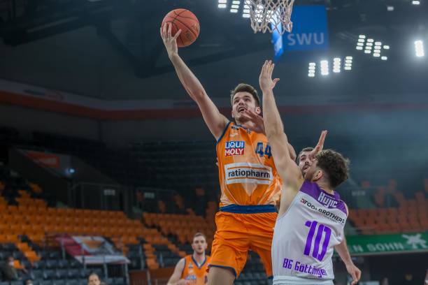 了他们不容 了他们不容