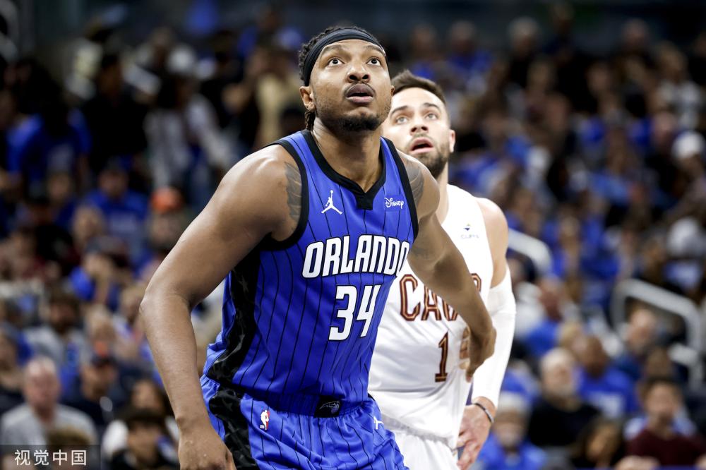 仅展现了两 仅展现了两